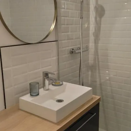 Apartamento 2 Chambres La Rochelle A Pied *