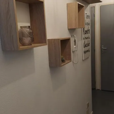 2 Chambres La Rochelle A Pied Apartamento *