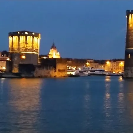 2 Chambres La Rochelle A Pied Apartamento